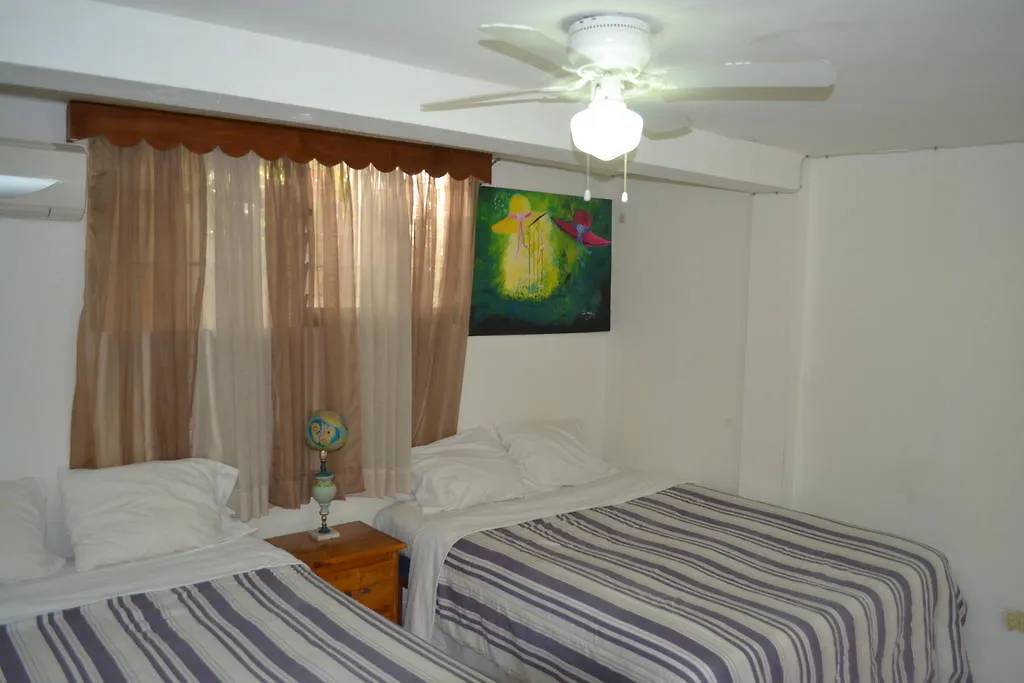 Pacot Breeze Hotel Musseau Aparthotel